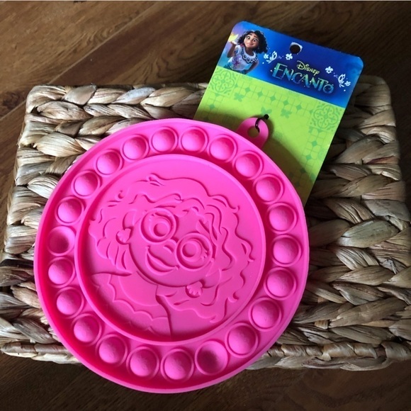 Disney: Encanto Silicon Trivet - Picture 1 of 2